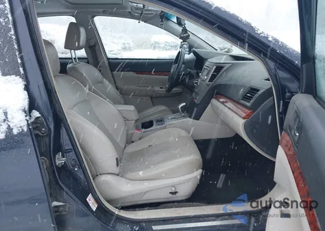 2012 Subaru Legacy 2.5I Limited z USA, uszkodzony, nr VIN 4S3BMBK62C3027570